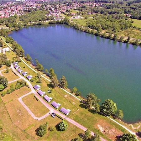 Camping Les Ballastieres - Vosges Du Sud Champagney Bagian luar foto